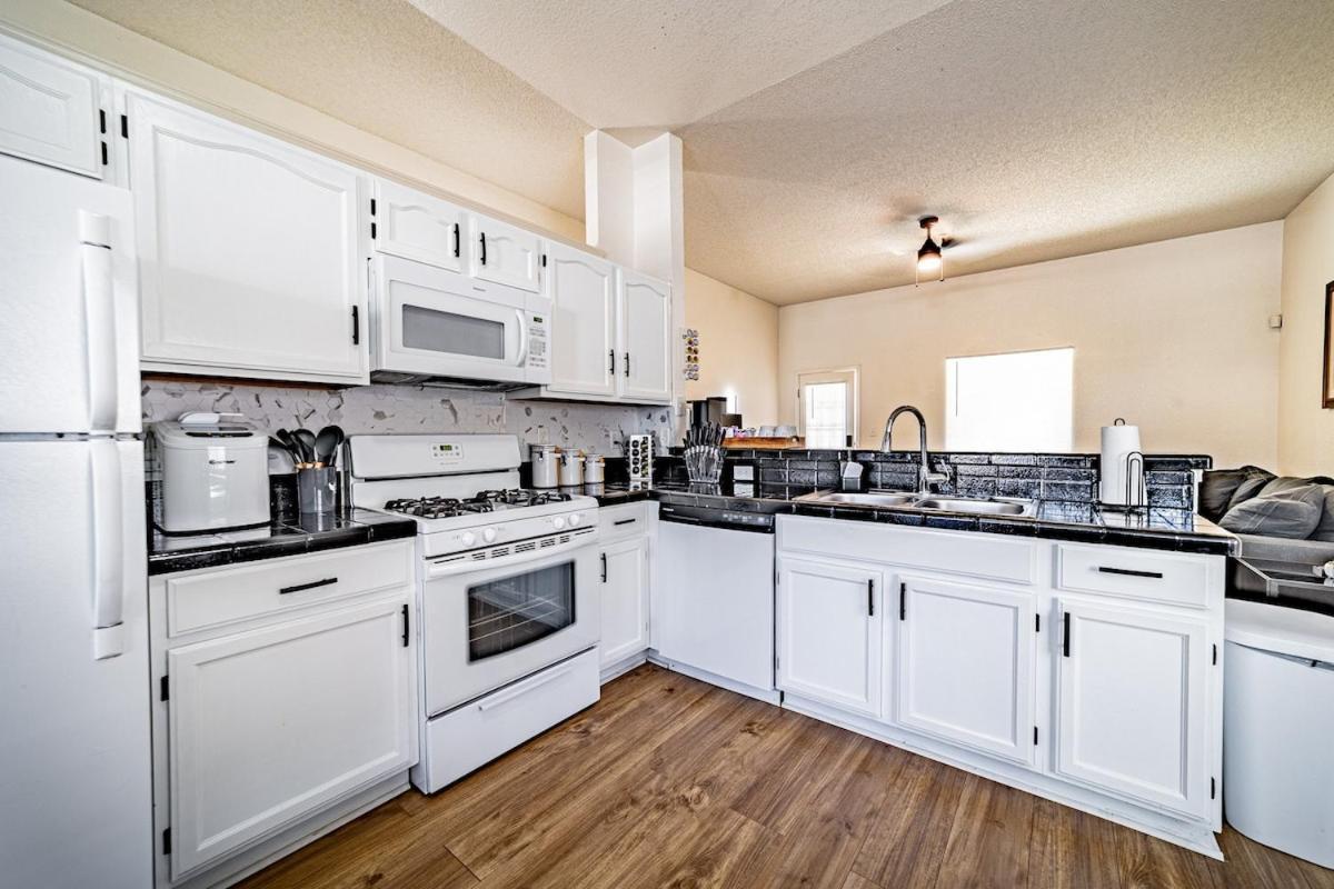 Perfect Family Home With Games Near Fort Bliss El Paso Exteriér fotografie